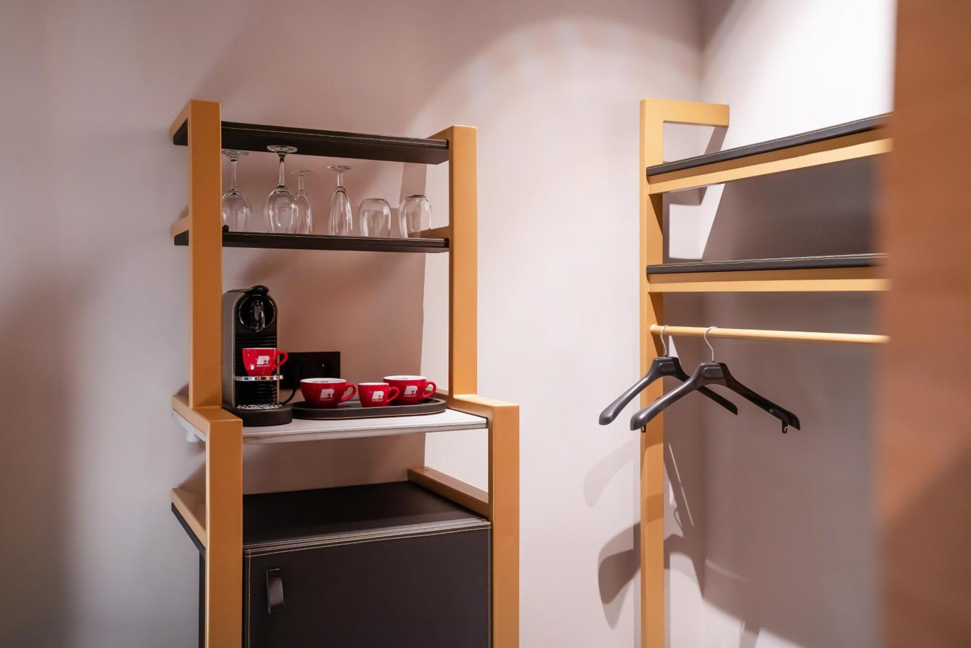 Hotel By Reboul - Boutique Hotel Каси Екстериор снимка